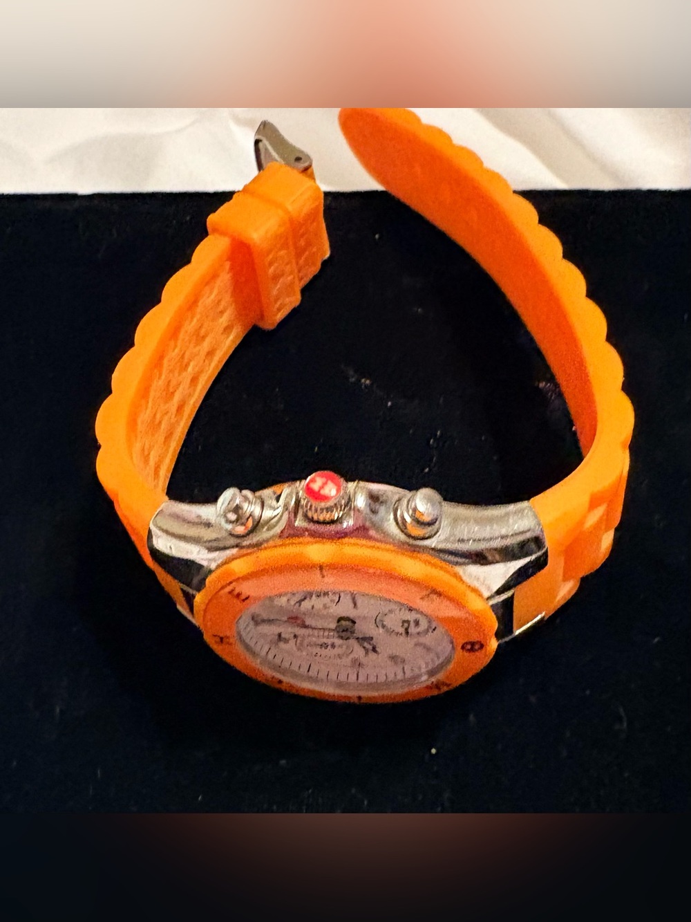 MICHELE TAHITIAN Orange Silicone
MWW 12D000005 JB 32038 5 ATM Watch - Picture 2 of 7